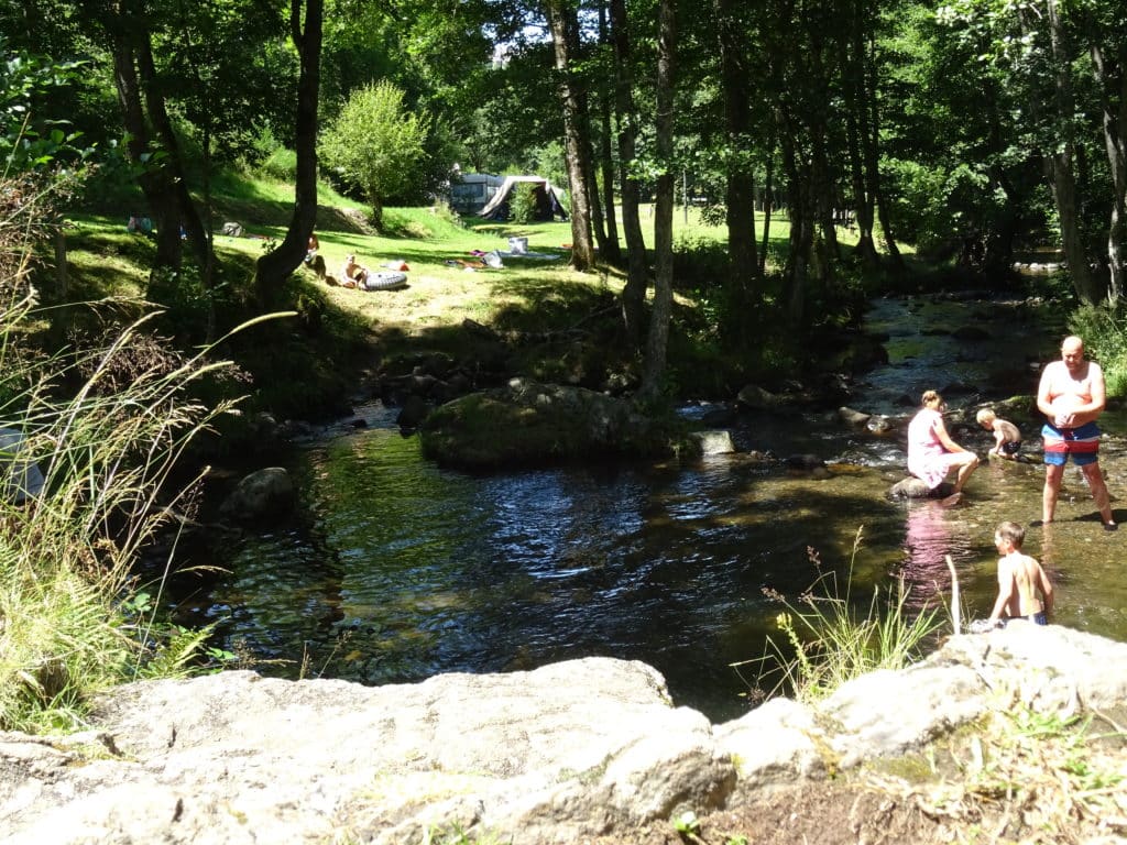 camping avec piscine naturelle